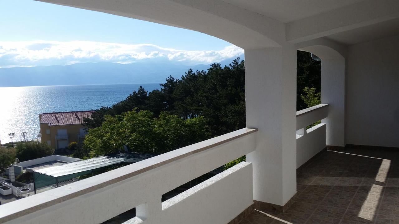 Apartmani Lisac Baska  Luaran gambar