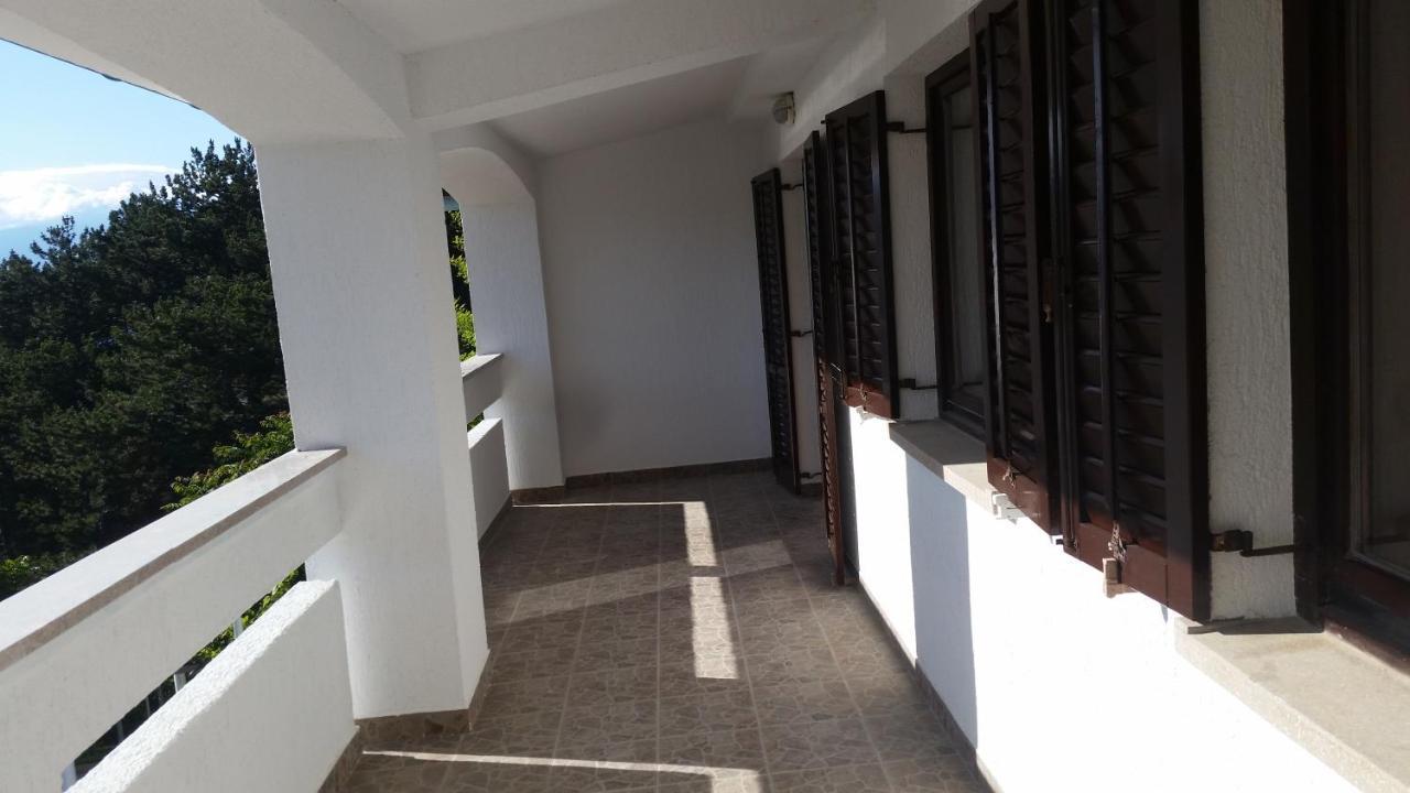 Apartmani Lisac Baska  Luaran gambar