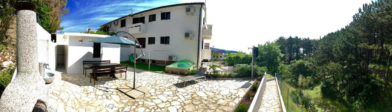 Apartmani Lisac Baska  Luaran gambar