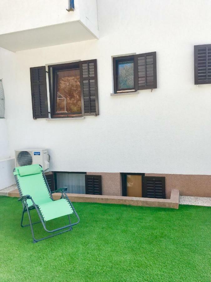 Apartmani Lisac Baska  Luaran gambar