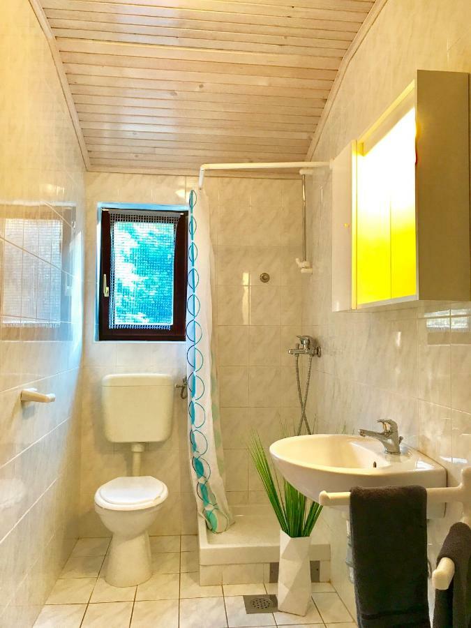 Apartmani Lisac Baska  Luaran gambar