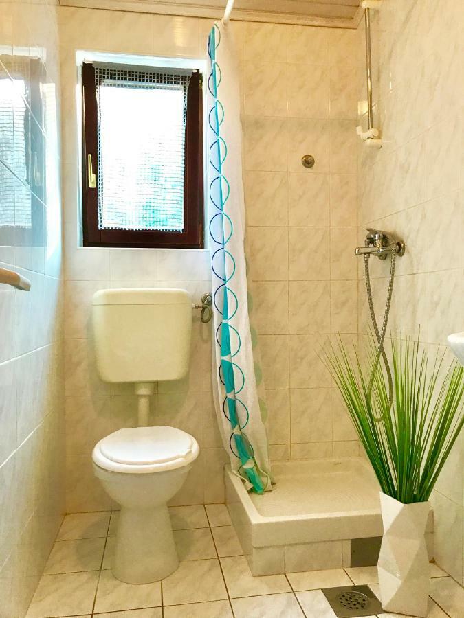 Apartmani Lisac Baska  Luaran gambar